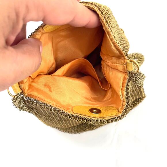 Whiting & Davis by Leo Narducci Vintage 1960 Mesh Gold Color Shoulder Bag - Picture 7 of 11